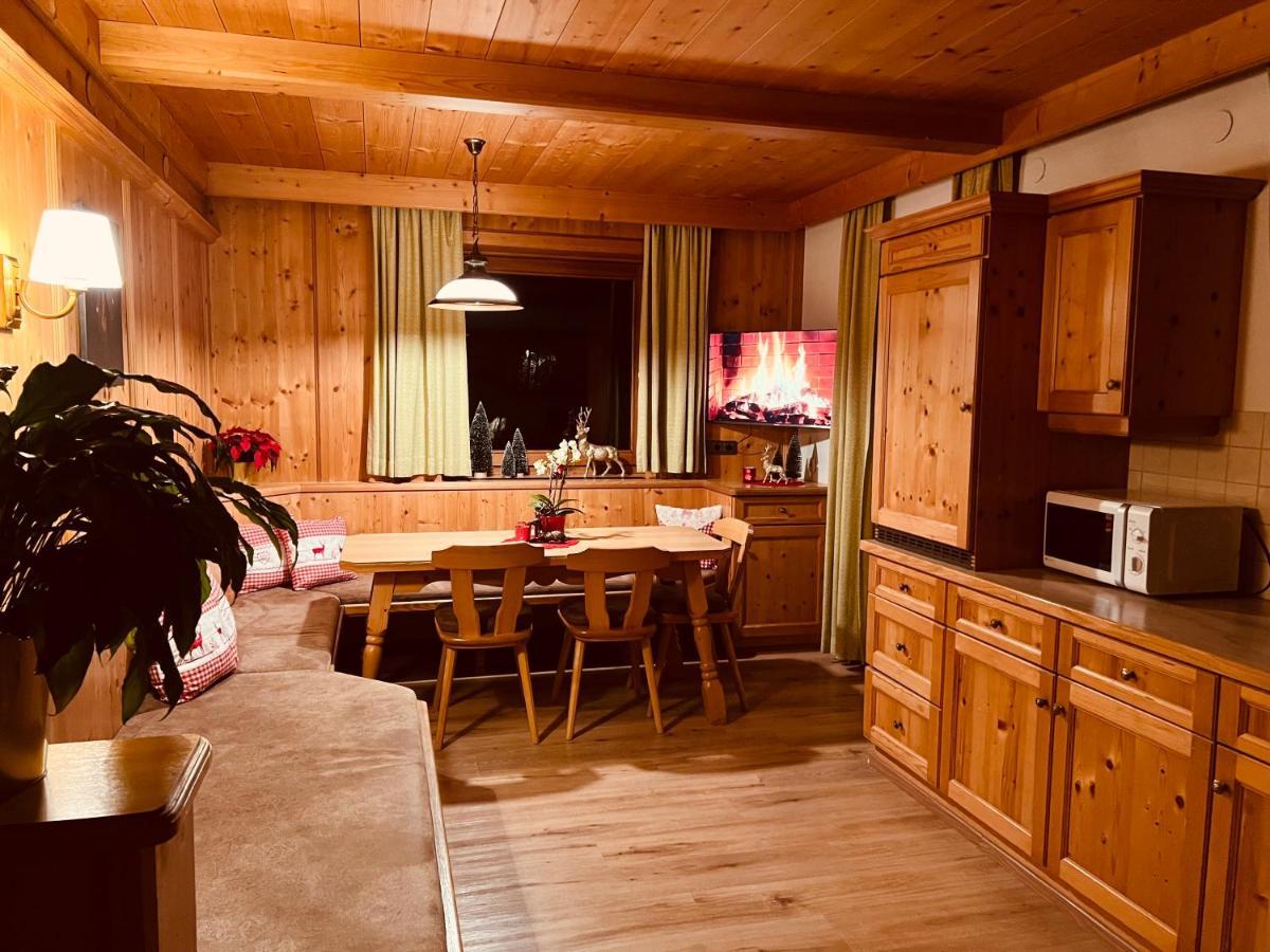 שטום Ferienwohnung Platzhirsch Panorama View Balkon, Gartensauna, Garten, Grillplatz מראה חיצוני תמונה
