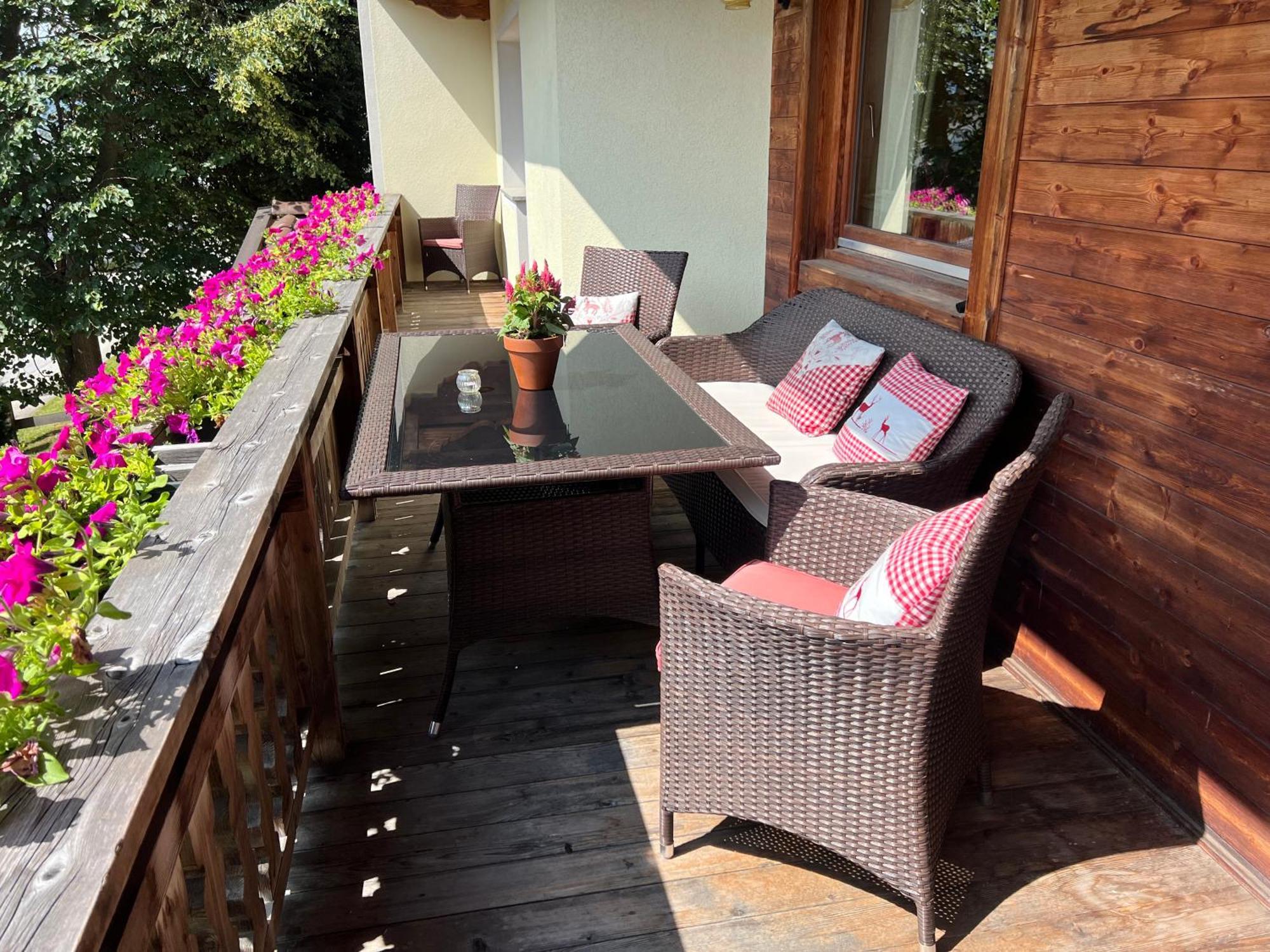 שטום Ferienwohnung Platzhirsch Panorama View Balkon, Gartensauna, Garten, Grillplatz מראה חיצוני תמונה
